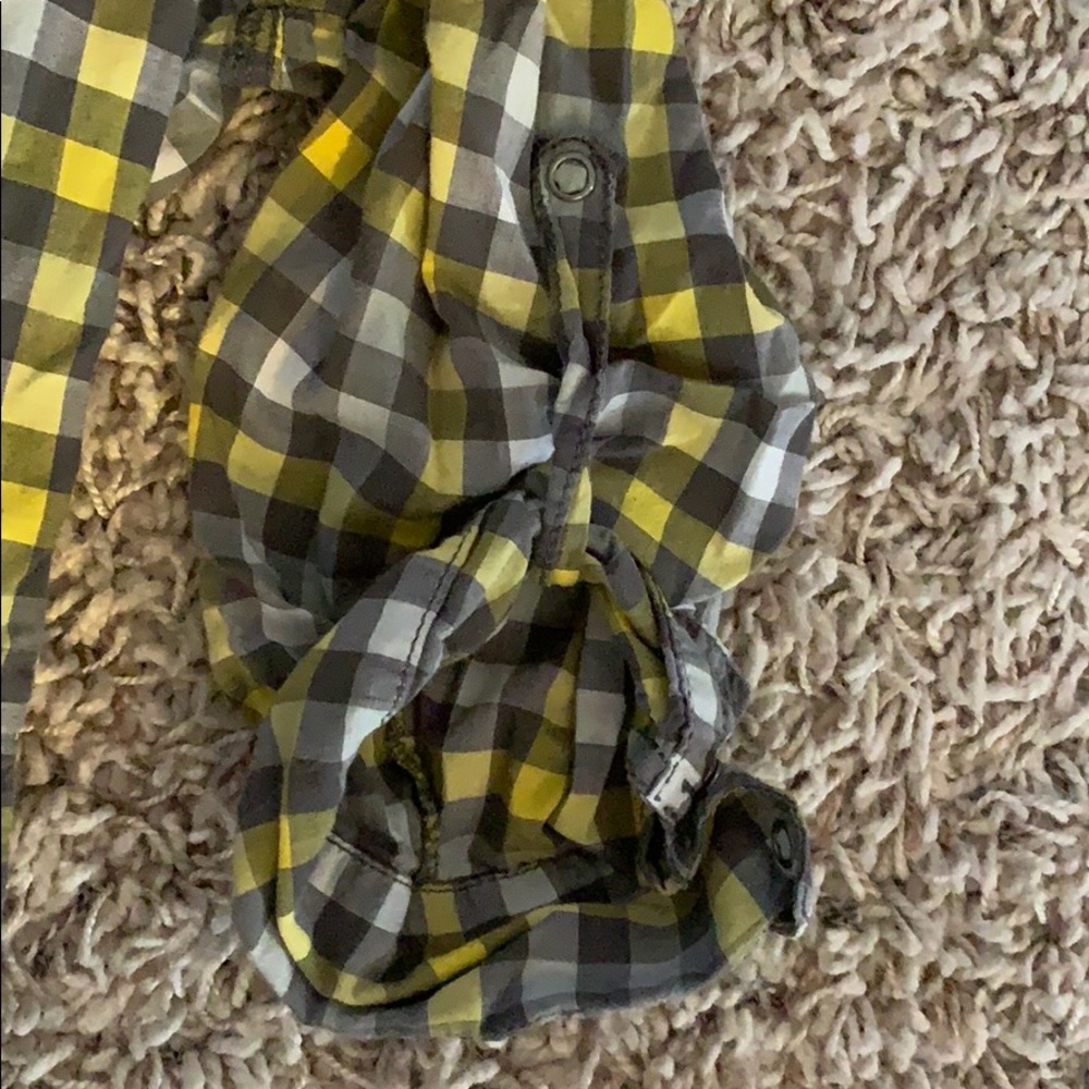 Checkered button down - Picture 4 of 4